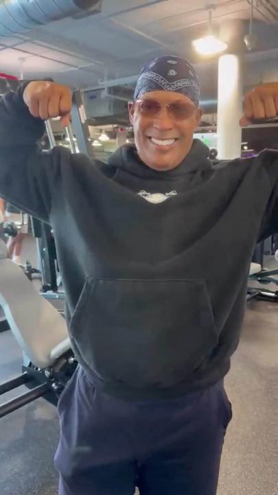 Shawn Ray in the gym explaining what the Training with Shawn Ray Day includes: a workout together, lunch and the chance to ask him anything.